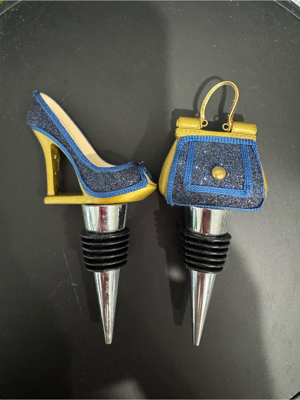 High heel shoe & purse wine bottle stopper